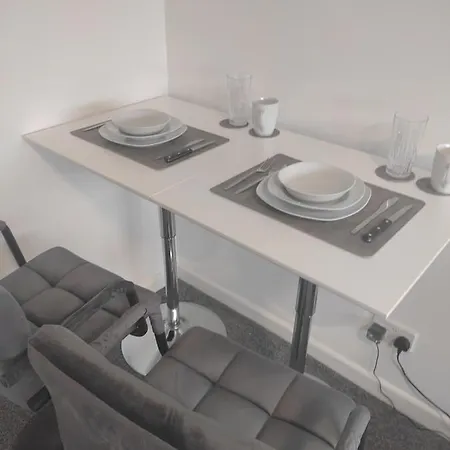 Moden Stylish Appartment In Southsea Free Onsite Parking Portsmouth Exterior foto